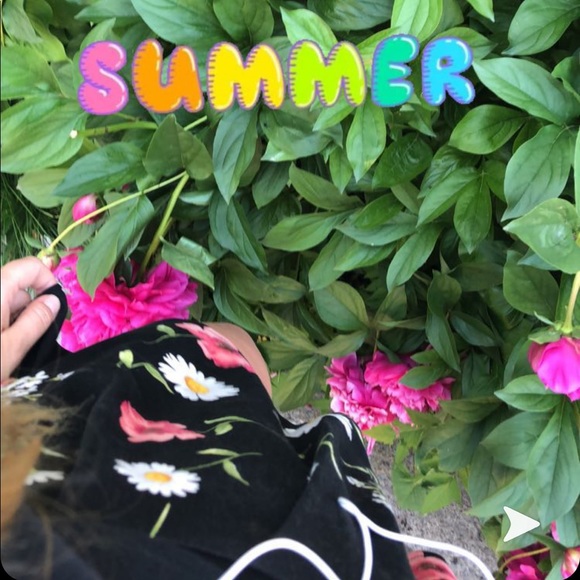 Host pick ✨ Forever 21 plus skirt - Picture 4 of 4